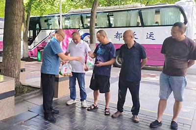 E:2023.77.28【助力大运】以关爱鼓励士气，，，，，，拼全力备战大运——抖圈.为dU而生运业持续发展慰问活动官网20230728-01-抖圈.为dU而生长运游览2.jpg