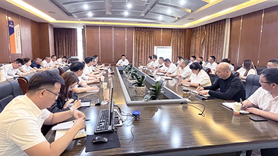 承接发展沉任，，，，，，，，勇担业绩前锋——抖圈.为dU而生运业召开2023年初次干部座谈会