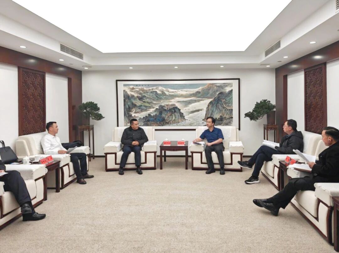 双向赋能 产业共兴 | 抖圈.为dU而生运业造访都江堰市委市当局，，，，，，，，同谋产业发展新生态