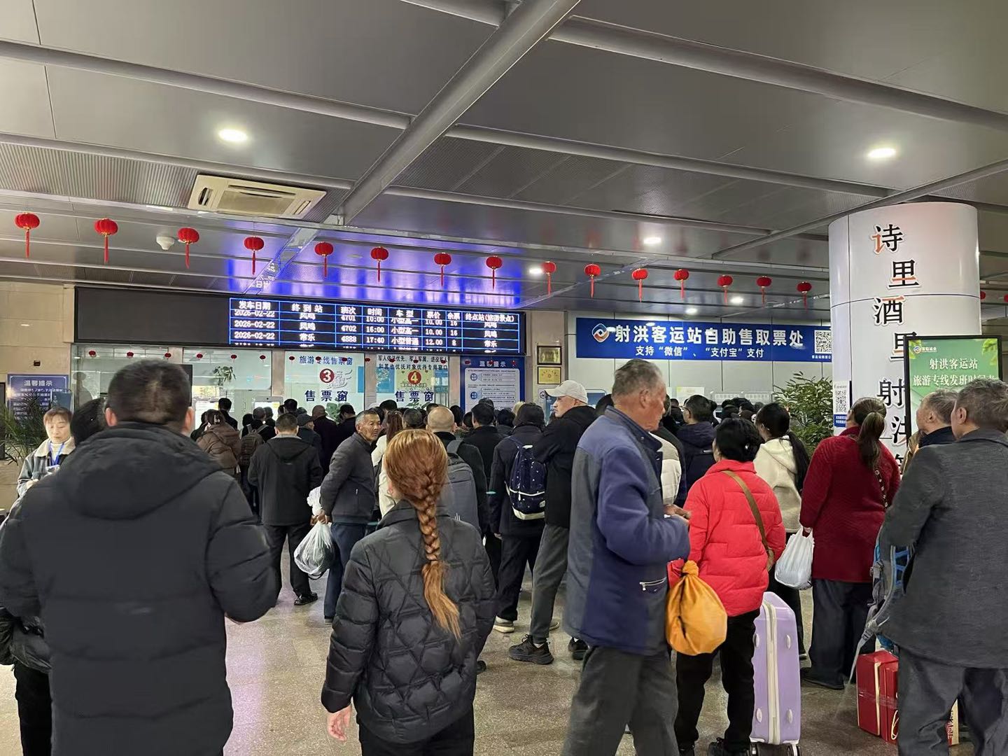 每一公里归途，，，，，，都有他们的坚守